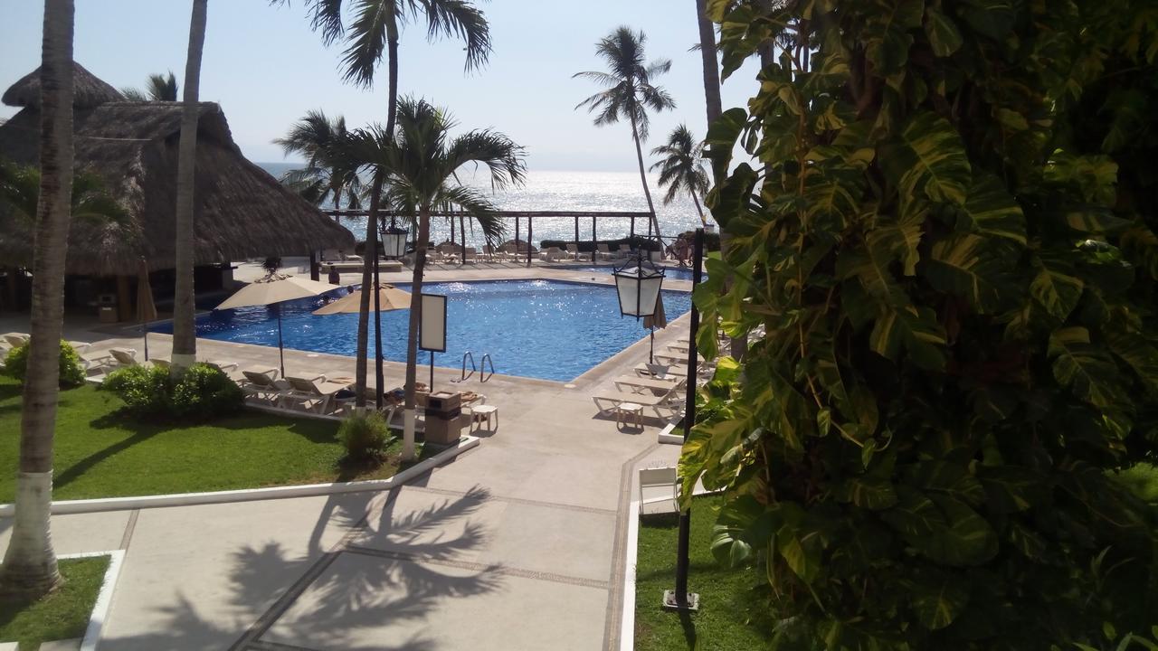 Vista Vallarta All Suites On The Beach Бусериас Экстерьер фото